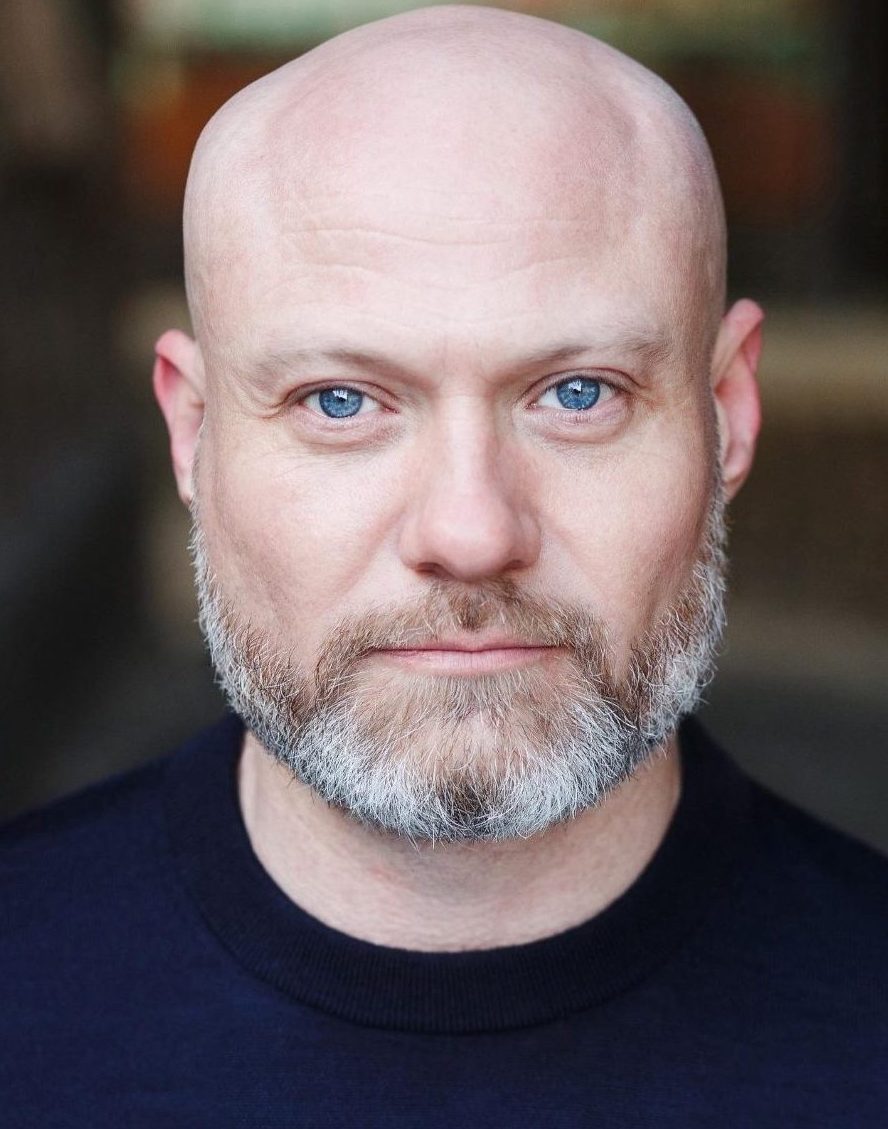 Chris Hoyle Headshot
