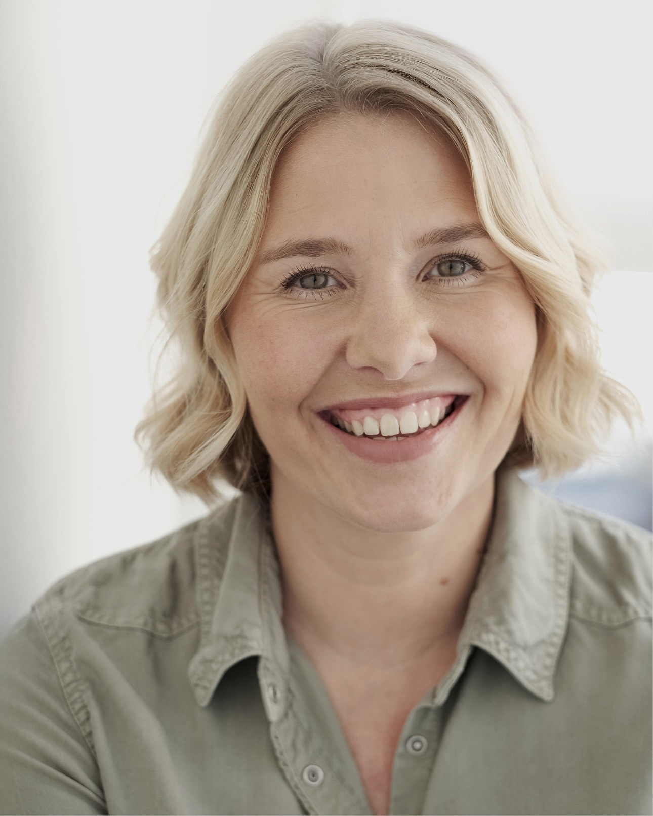 Nicky Campbell Headshot