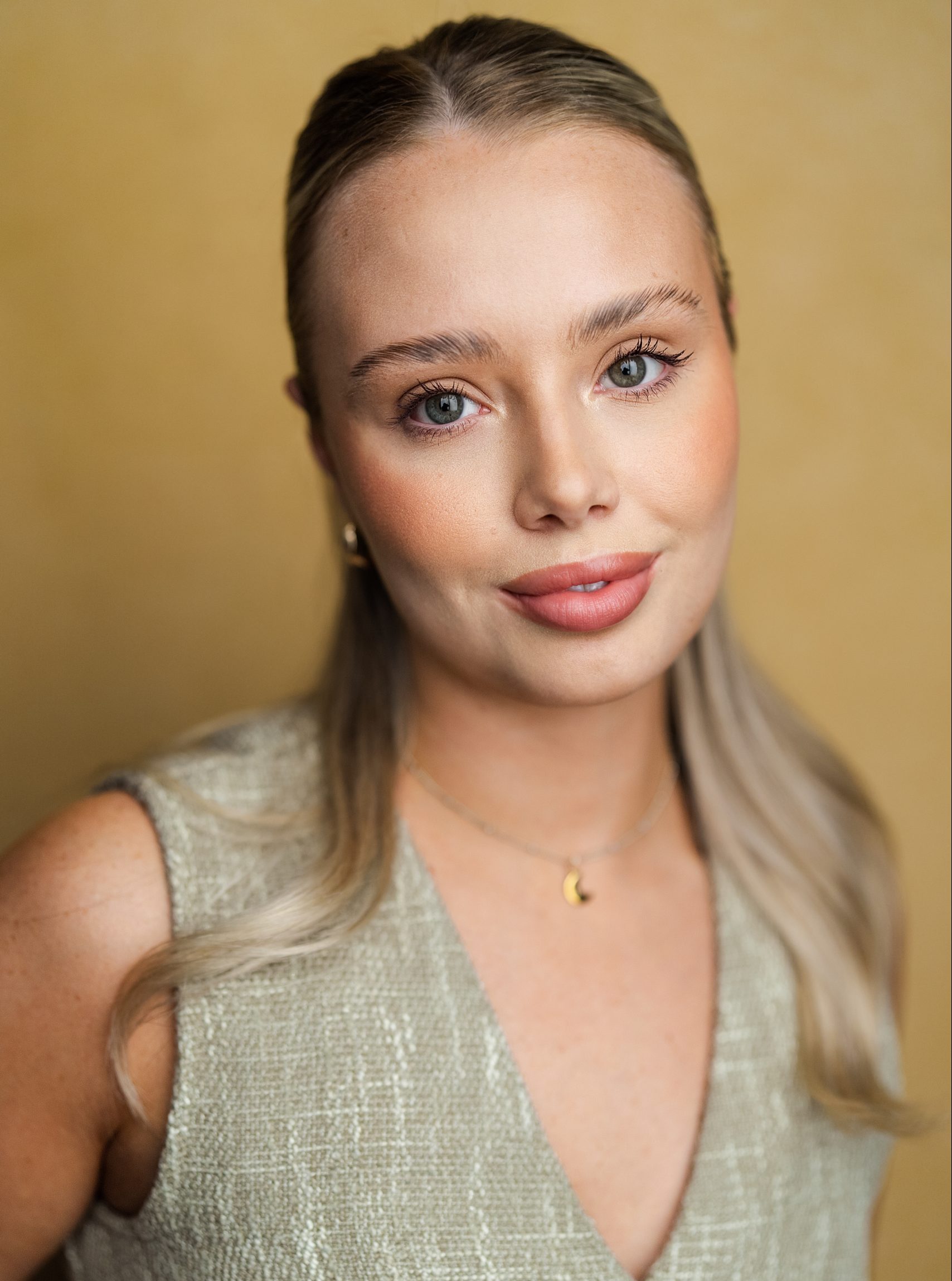 TILLY GIBSON Headshot