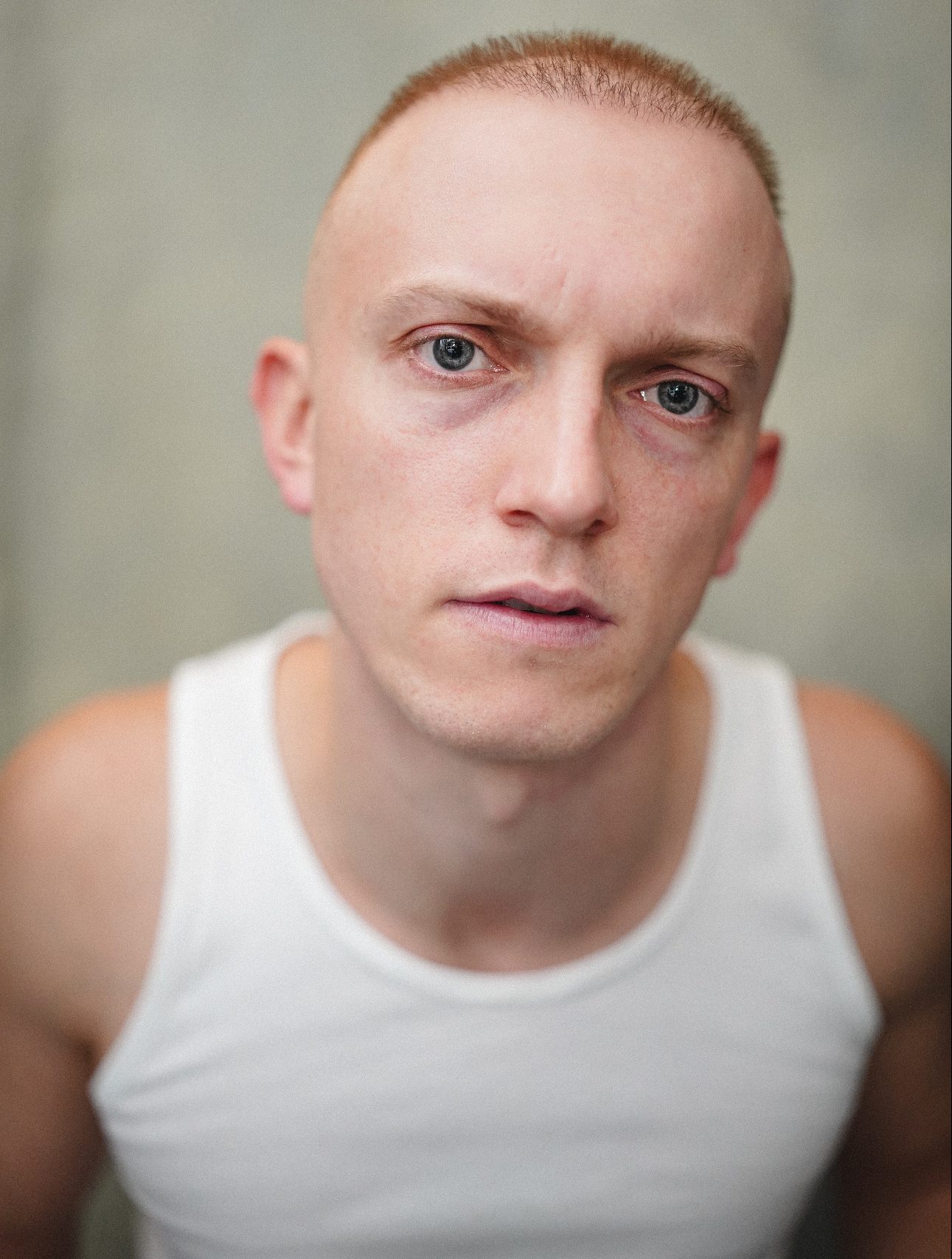TOM FEASBY Headshot