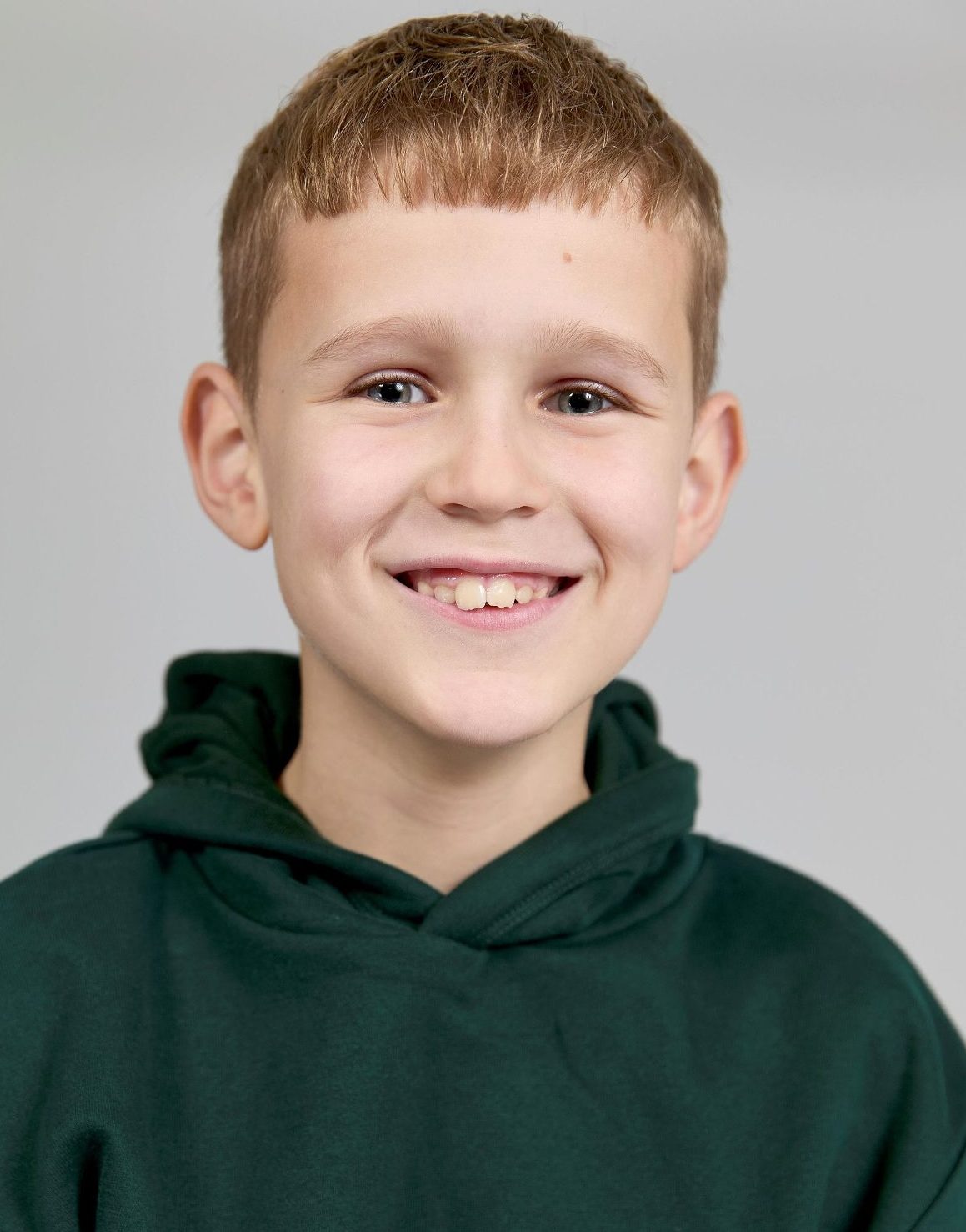 JAMES BARNETT Headshot