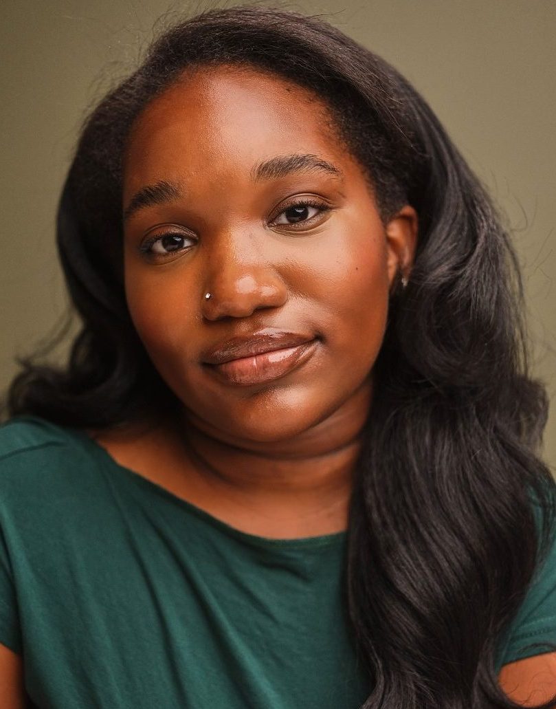 DAYNA TENI PARA-MALlAM Headshot